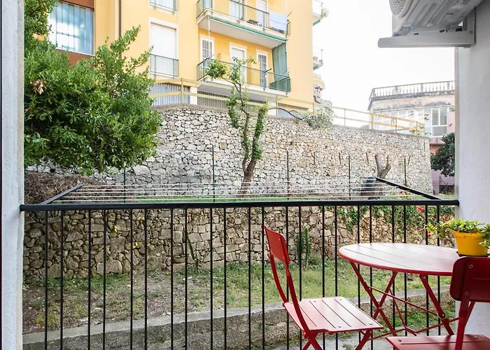 A Un Passo Dal Borgo *