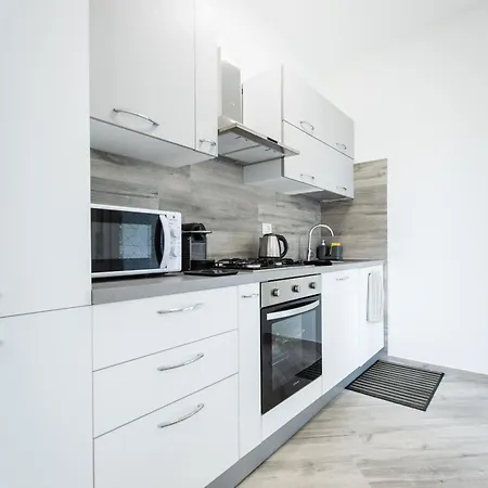 Apartment A Un Passo Dal Borgo *